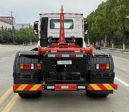 帝王環(huán)衛(wèi)牌HDW5187ZXXZZ6車廂可卸式垃圾車公告圖片