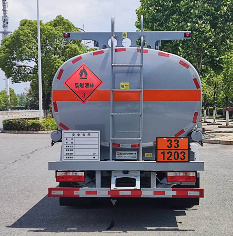 新東日牌YZR5127GJYE6Q加油車公告圖片