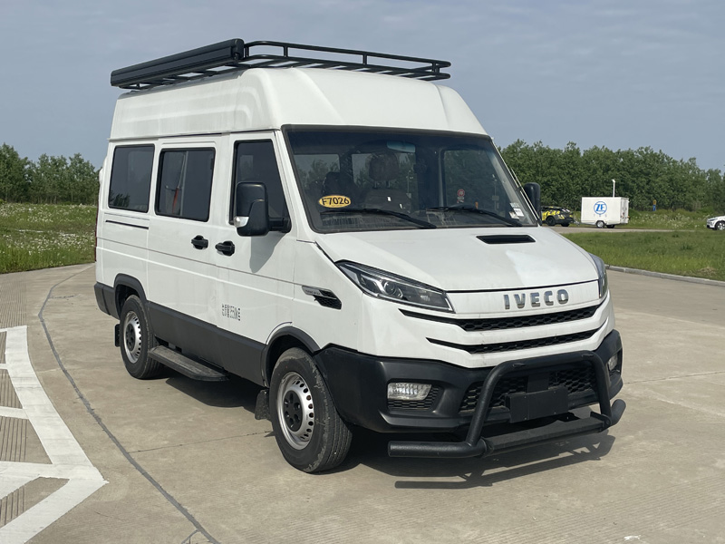 依維柯牌NJ5046TSYCAS宿營(yíng)車(chē)公告圖片