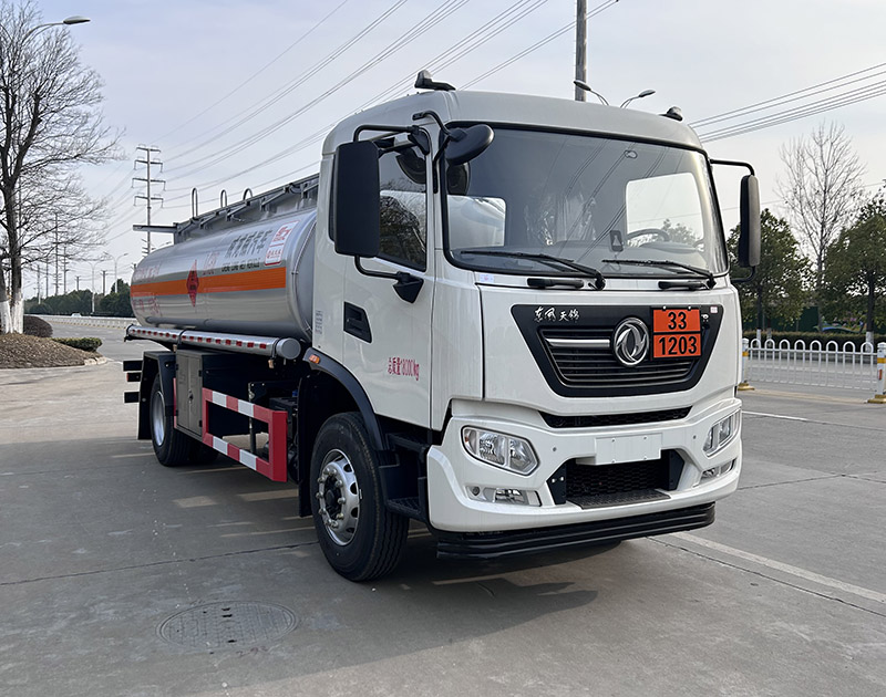 楚飛牌CLQ5185GJY6D加油車公告圖片