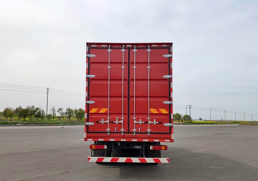 豪沃牌ZZ5187XXYN501GF1廂式運輸車公告圖片