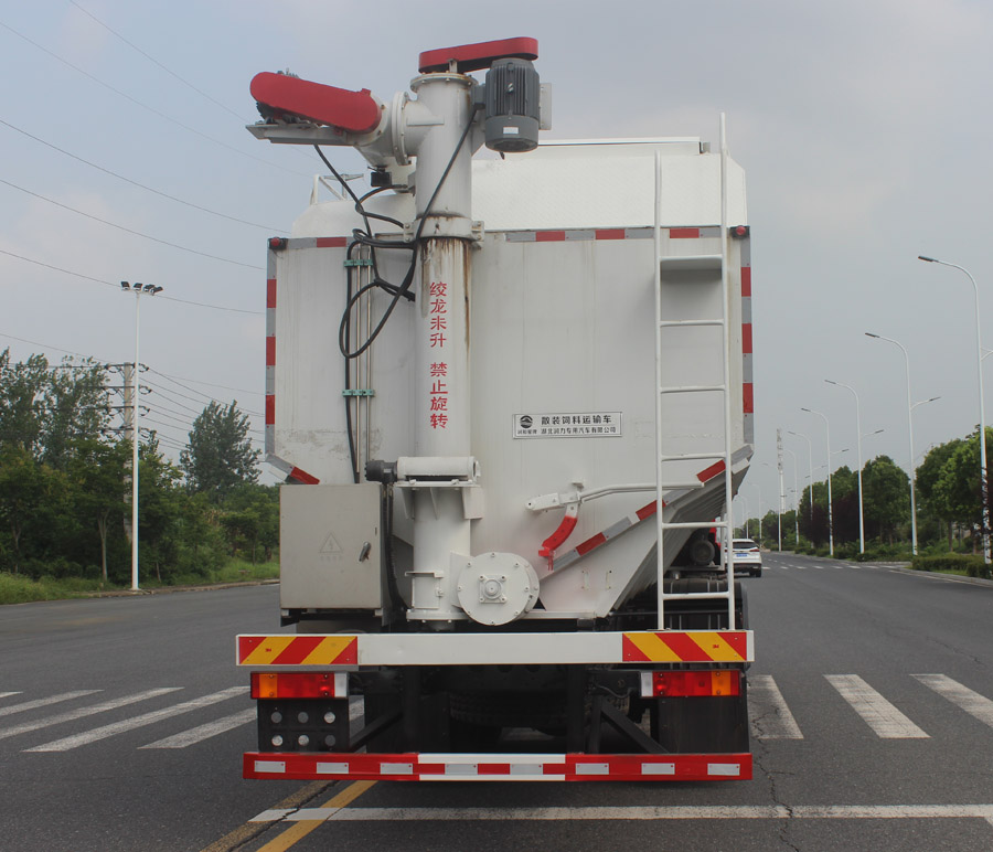 潤(rùn)知星牌SCS5314ZSLEQ6散裝飼料運(yùn)輸車公告圖片