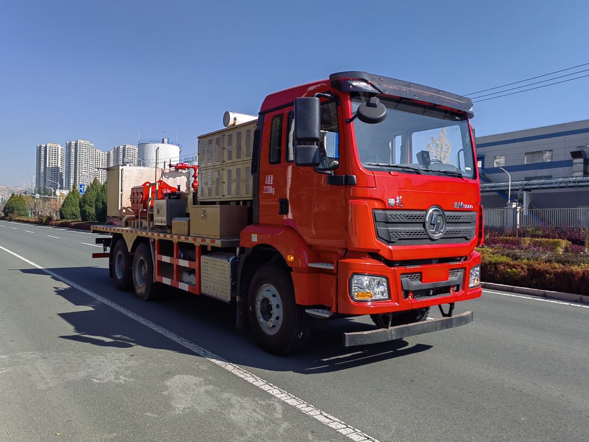 蘭礦牌LK5216TJC40洗井車公告圖片