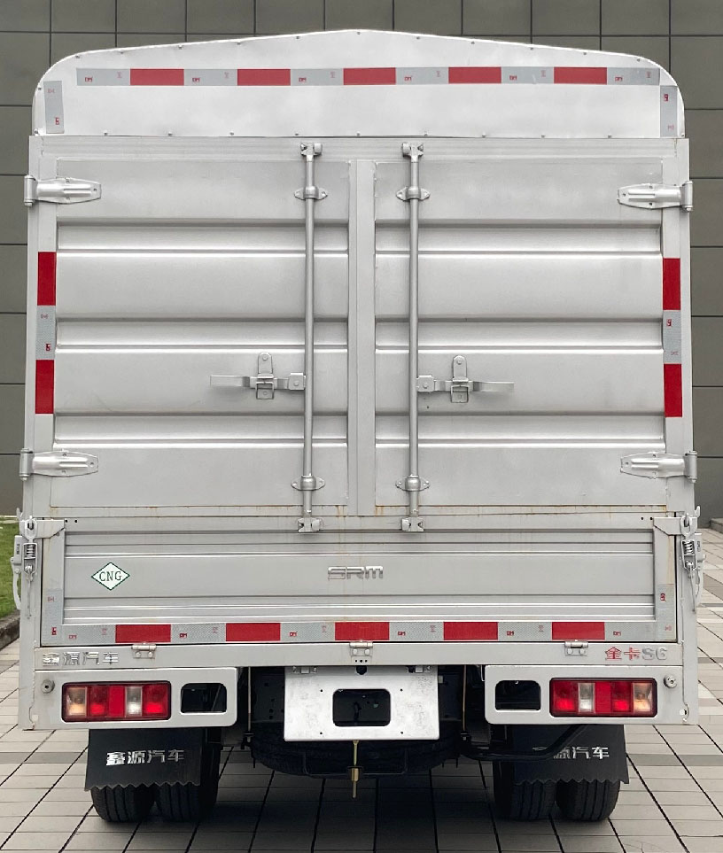 鑫源牌JKC5034CCYS6X2CNG倉柵式運(yùn)輸車公告圖片