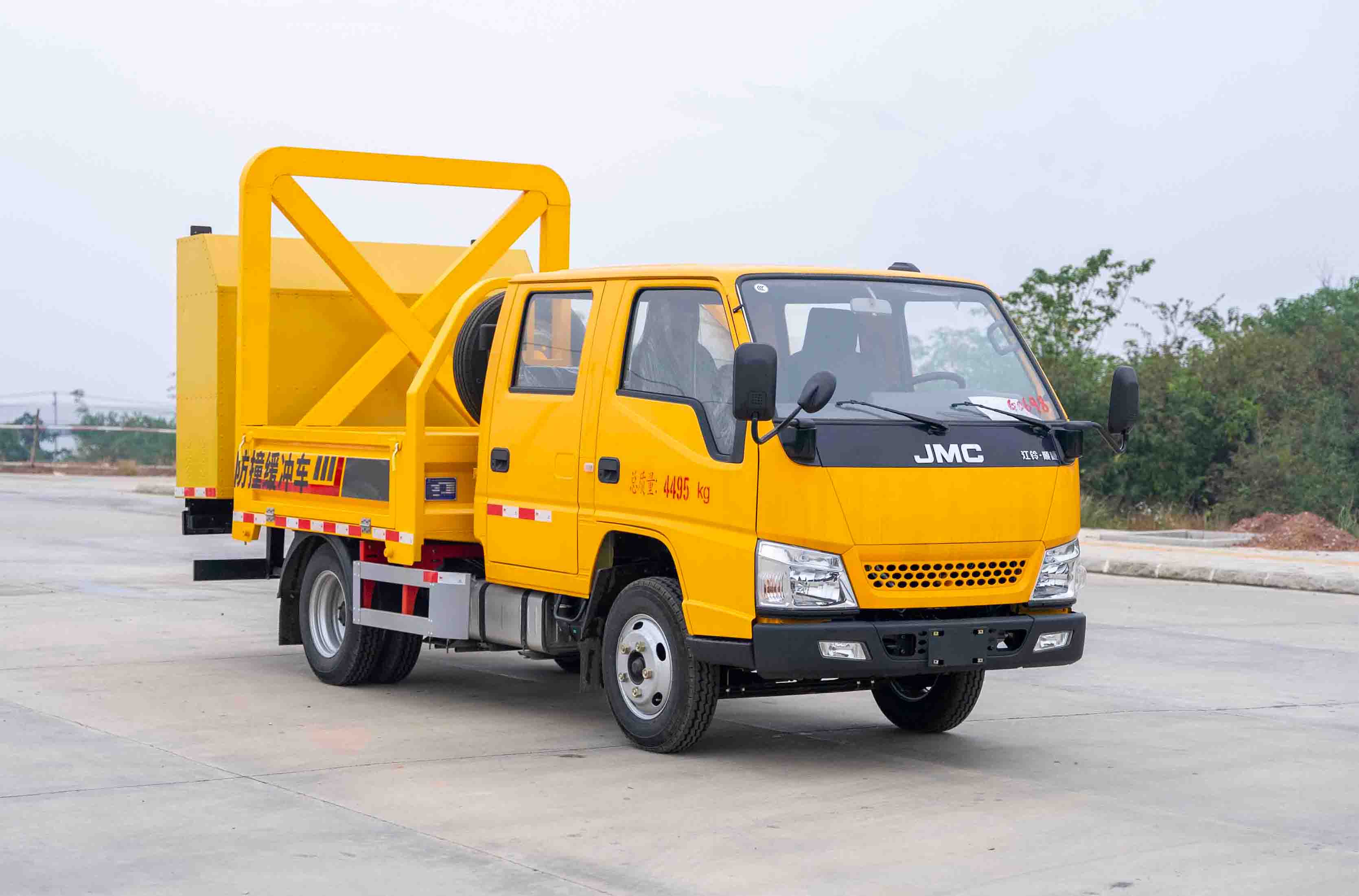 凱力風(fēng)牌KLF5041TFZJ6防撞緩沖車公告圖片