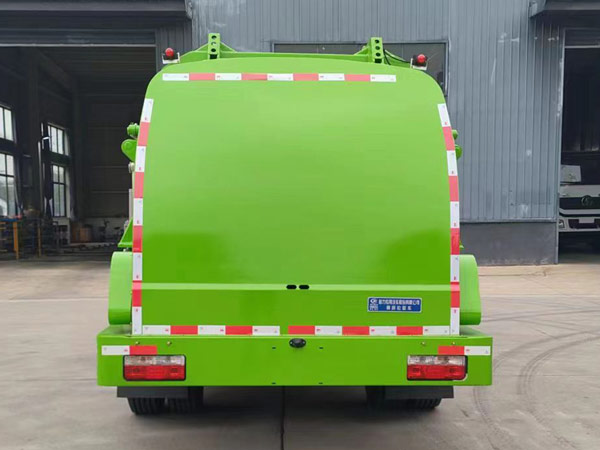 程力威牌CLW5120TCABHJ餐廚垃圾車公告圖片