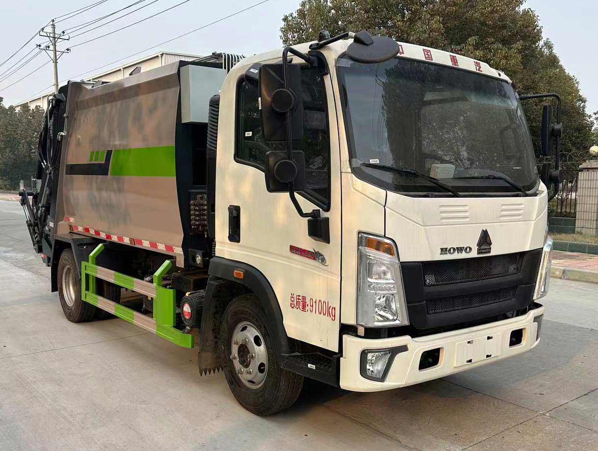 程力威牌CLW5091ZYSBHJ壓縮式垃圾車公告圖片