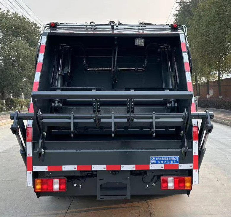 程力威牌CLW5091ZYSBHJ壓縮式垃圾車公告圖片