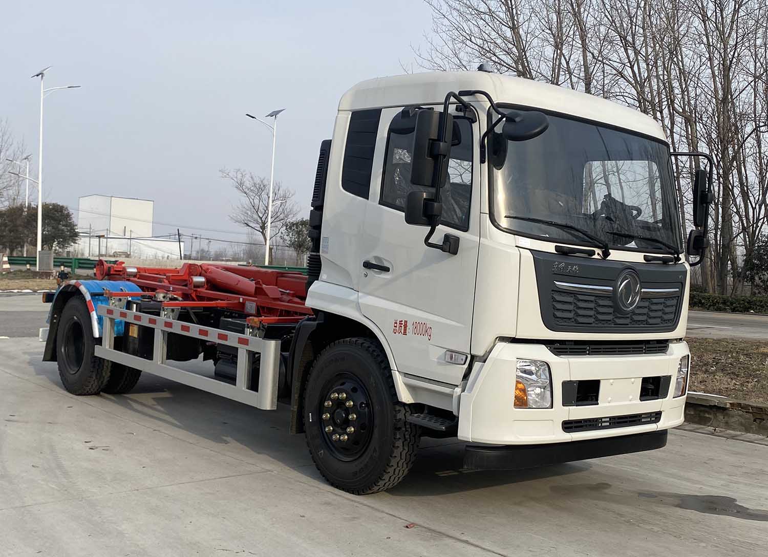 傳旗重科牌CQH5180ZXX6DF車廂可卸式垃圾車公告圖片