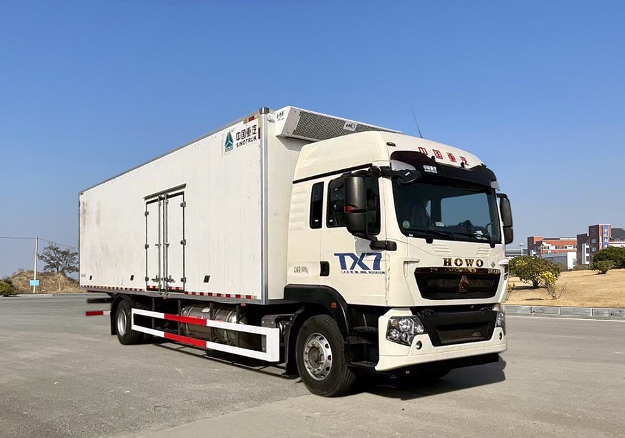 豪沃牌ZZ5187XLCN711GF1L冷藏車(chē)公告圖片
