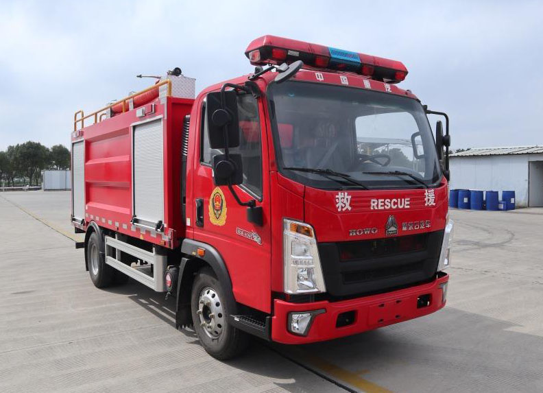 新東日牌YZR5090GXFSG40/Z6水罐消防車公告圖片