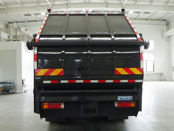程力威牌CLW5251ZYSAHJ壓縮式垃圾車公告圖片