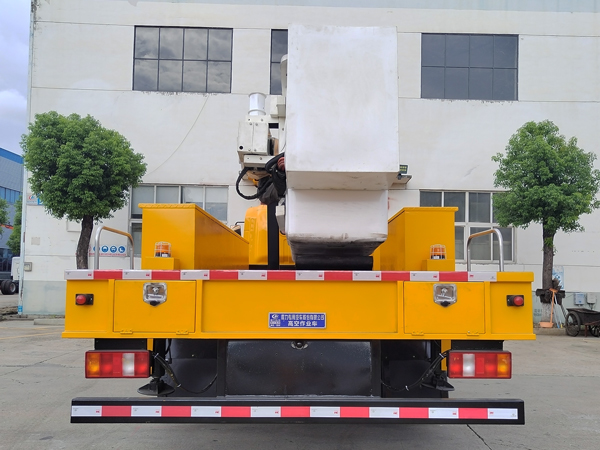 程力威牌CLW5090JGKADT高空作業(yè)車公告圖片