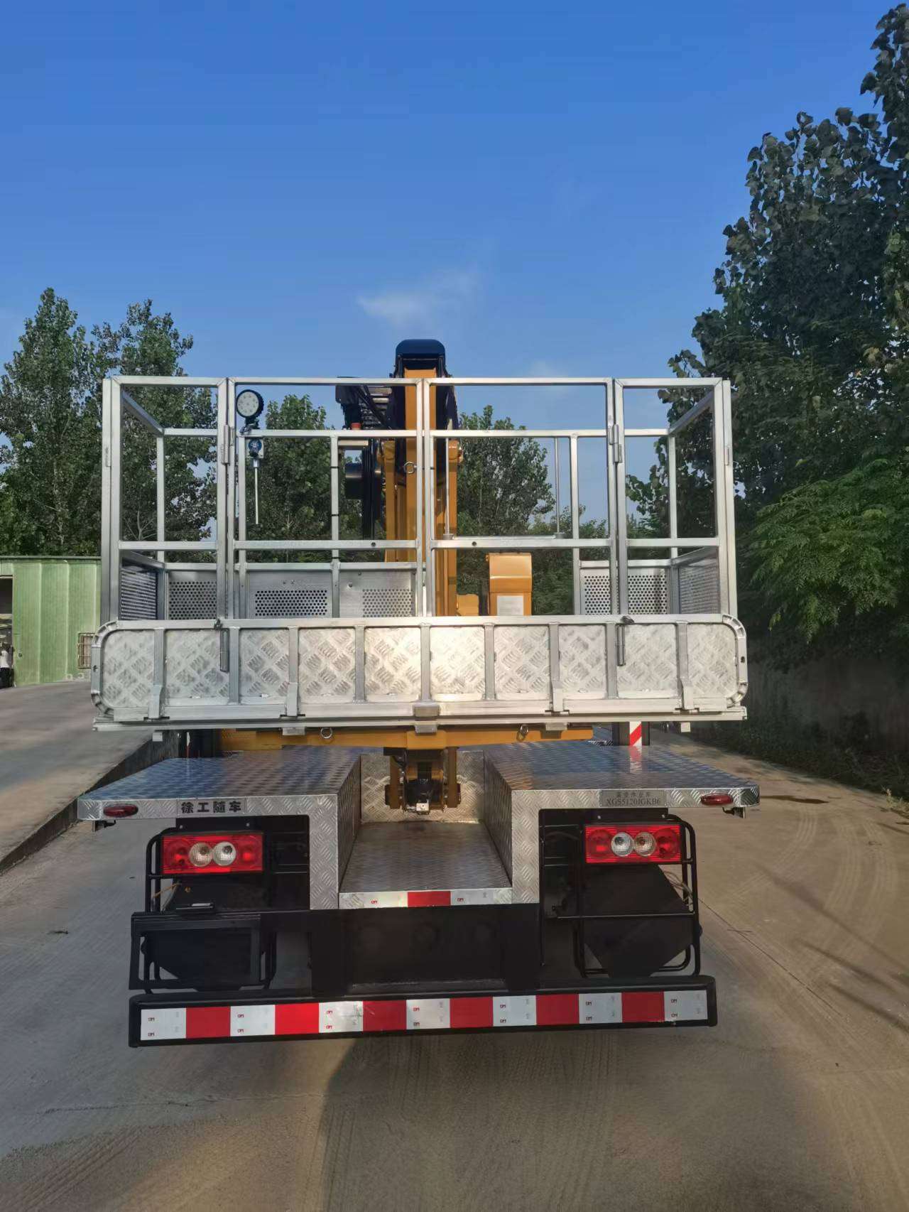 徐工牌XGS5120JGKB6高空作業(yè)車公告圖片