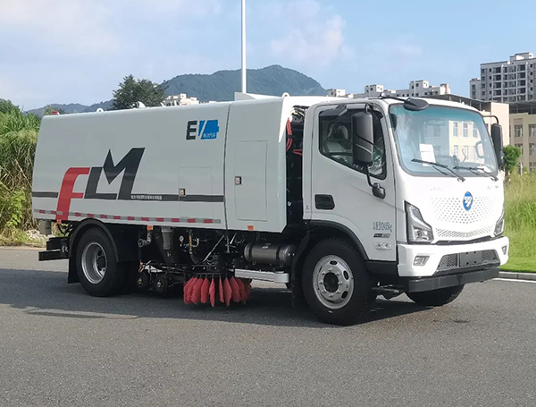 福龍馬牌FLM5120TXSFMBEVL純電動(dòng)洗掃車公告圖片
