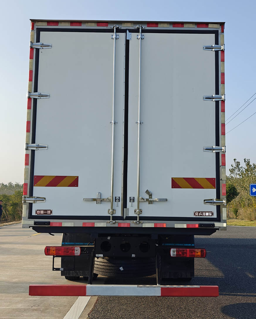解放牌CA5261XLCP26K2L5T3E6A80冷藏車公告圖片