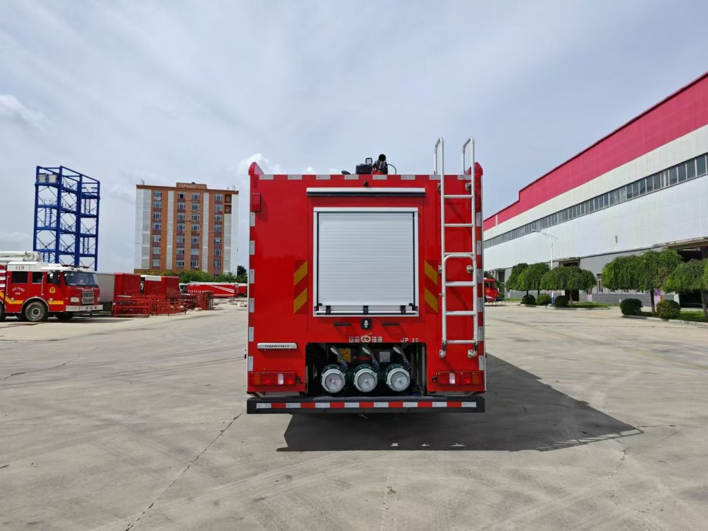 金猴牌SXT5437JXFJP20舉高噴射消防車(chē)公告圖片