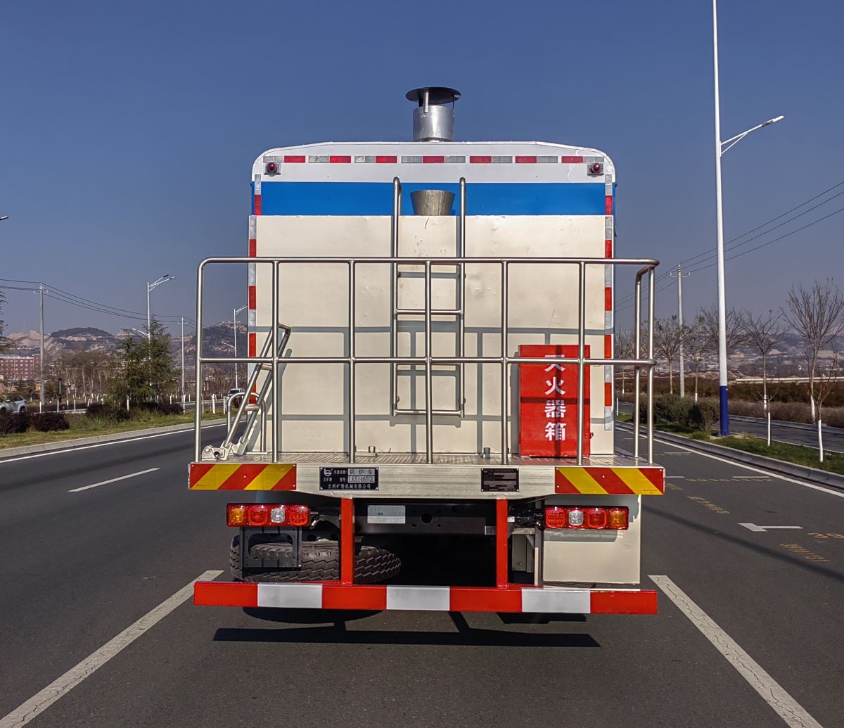 蘭礦牌LK5146TGL鍋爐車(chē)公告圖片