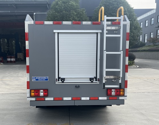 程力威牌CLW5040TGPADY遠(yuǎn)程供排水搶險(xiǎn)車公告圖片