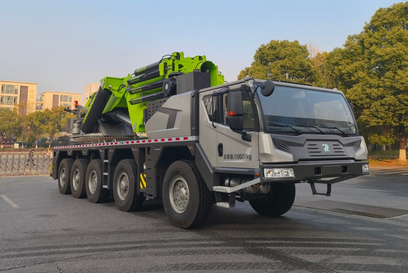 中聯(lián)牌ZLJ5600JQZ12000V全地面起重機(jī)公告圖片