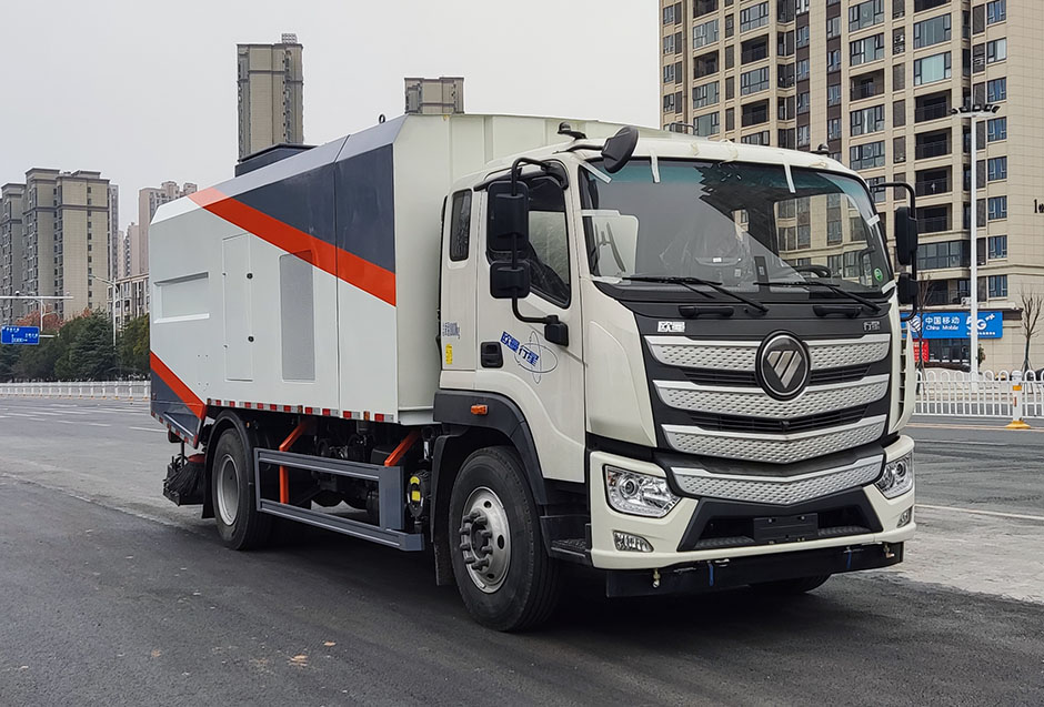 新东日牌YZR5180TXCBJ6吸尘车公告图片