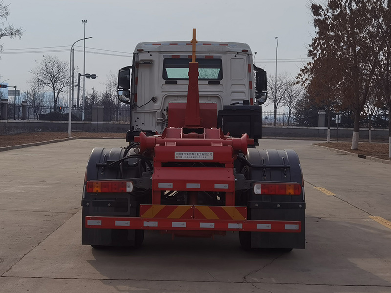 青專牌QDZ5187ZXX451GZ10BEV純電動車廂可卸式垃圾車公告圖片