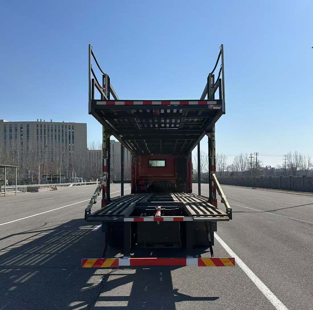 歐曼牌BJ5259TCLY6DPL-01車(chē)輛運(yùn)輸車(chē)公告圖片