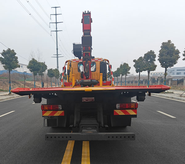 布隆牌LLL5183TQZB6清障車公告圖片