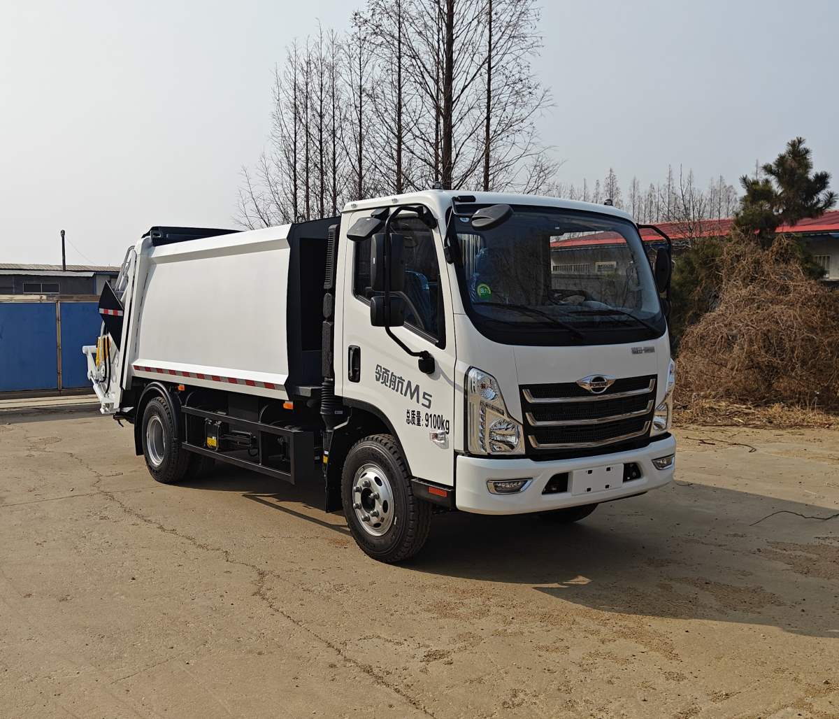 拓路星牌TLV5090ZYS-A1壓縮式垃圾車公告圖片