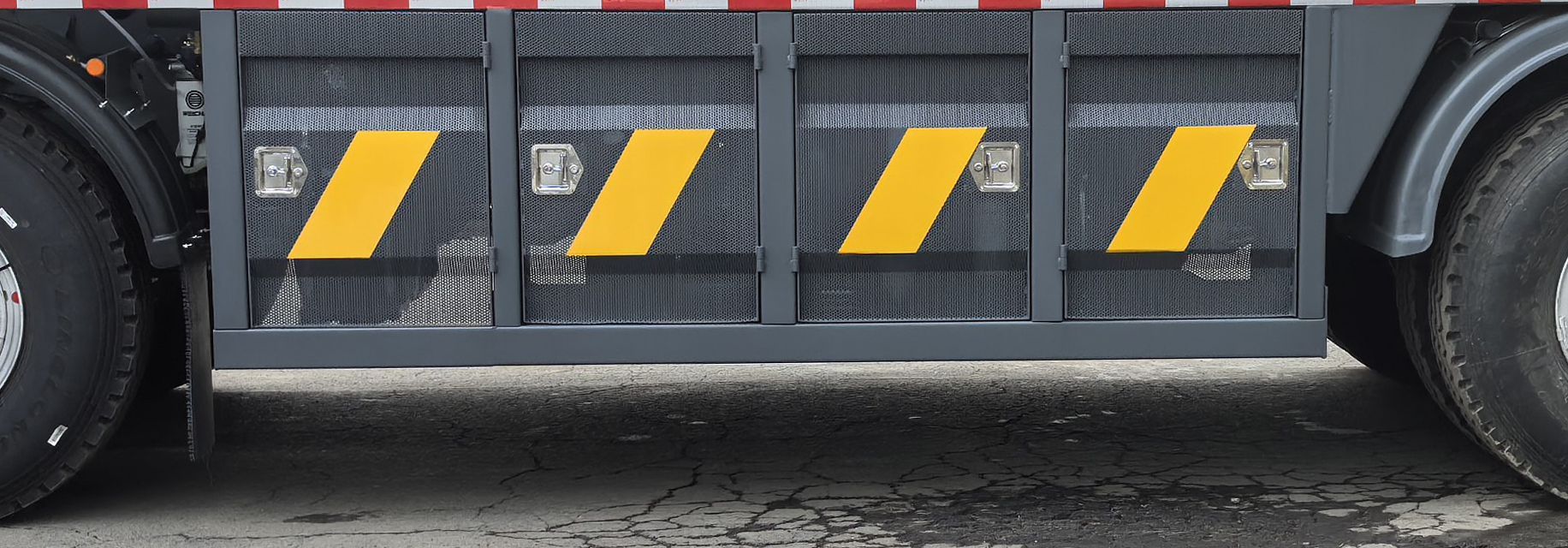 圣工牌HGY5319TFCZ6H同步碎石封層車公告圖片