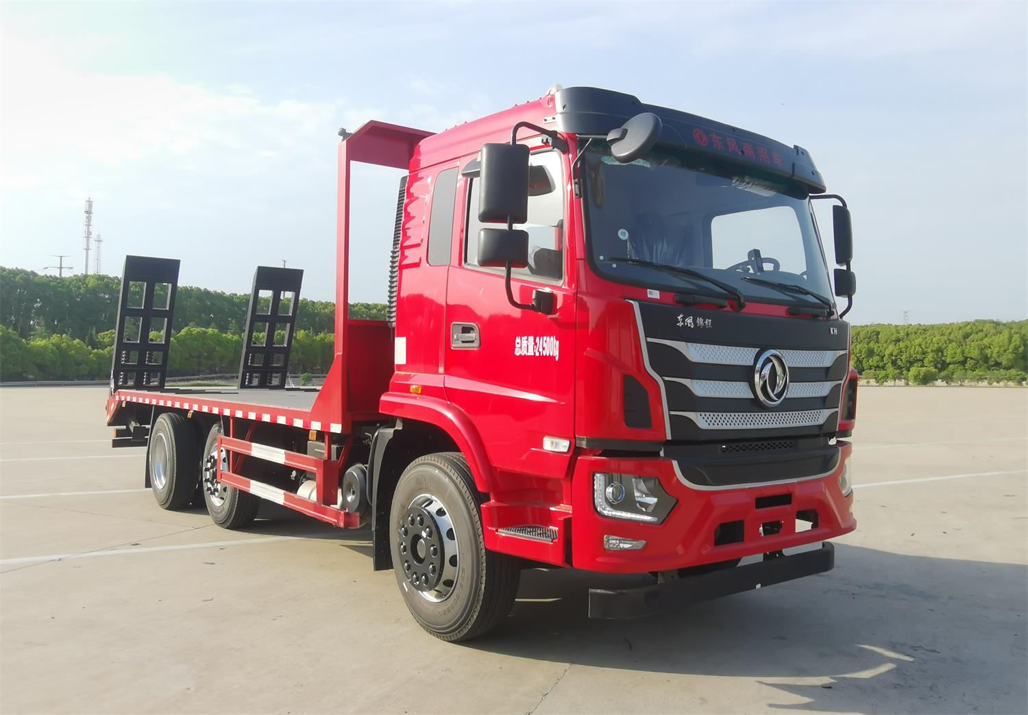 東風(fēng)牌EQ5242TPBGSZ6D平板式貨車(chē)公告圖片