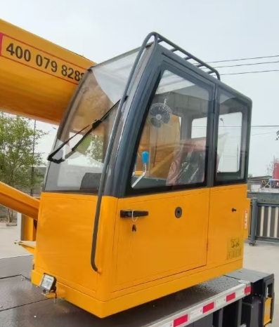 魯濟(jì)家慶牌LFV5070JQZCA6汽車起重機(jī)公告圖片