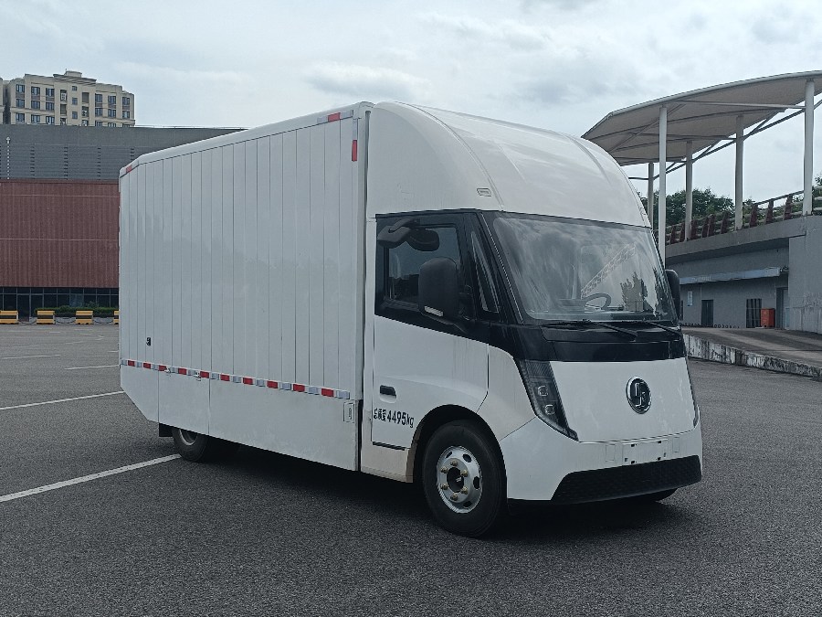 陜汽牌SX5041XXYBEV381N純電動(dòng)廂式貨車公告圖片