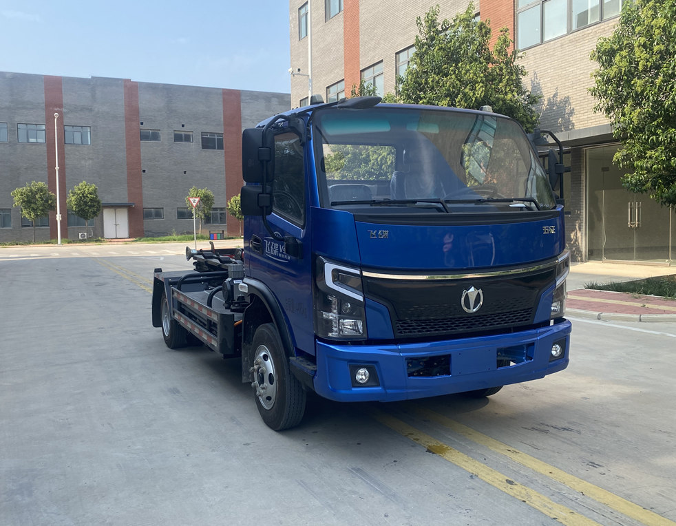 五征牌WZK5045ZXXW63BEV純電動車廂可卸式垃圾車公告圖片