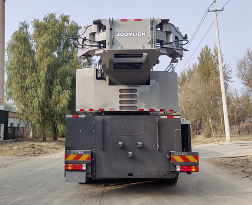 中聯(lián)牌ZLJ5550JQZ220VS汽車起重機(jī)公告圖片