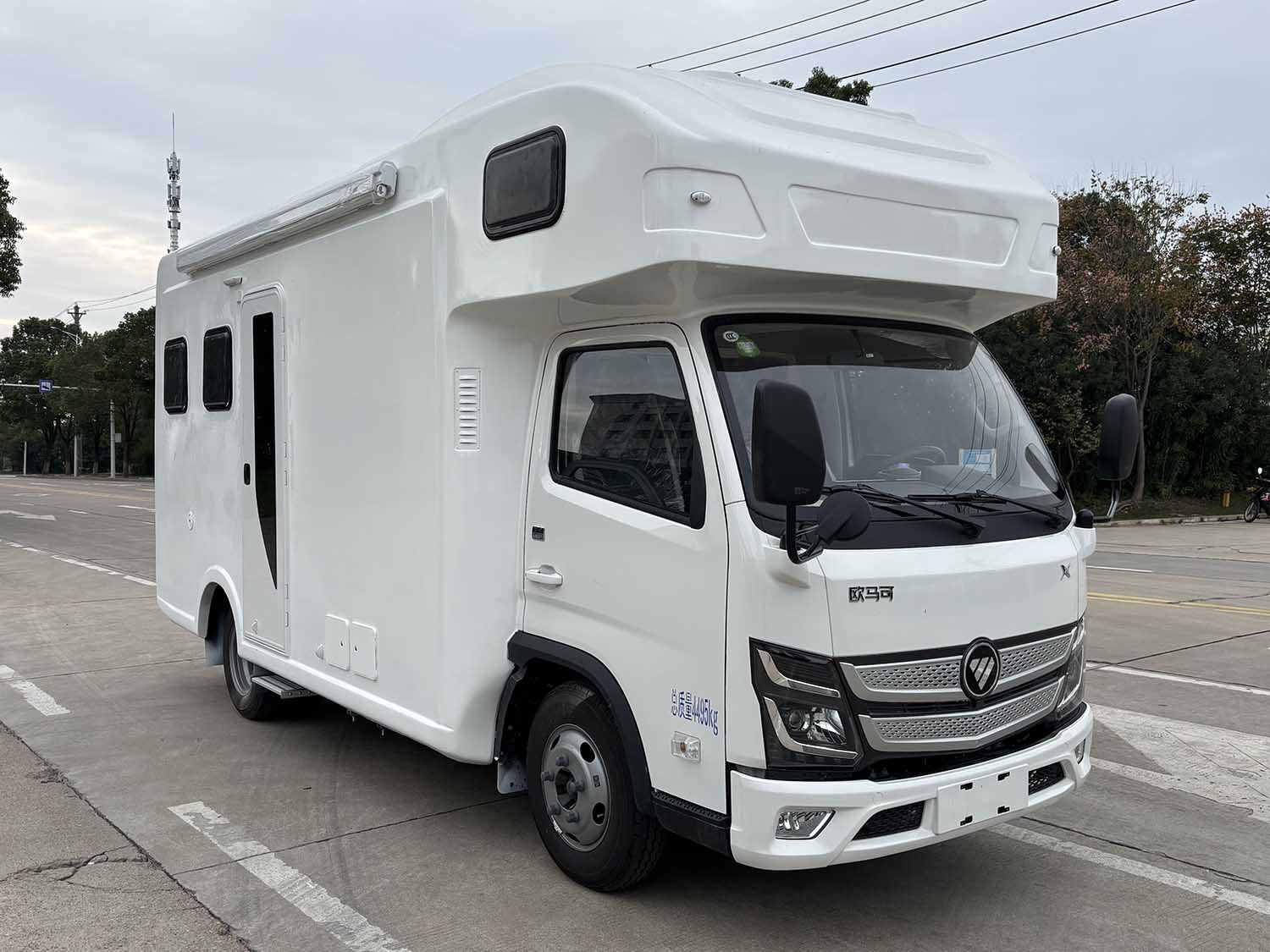 舜德牌SDS5044XLJBJ6旅居車(chē)公告圖片