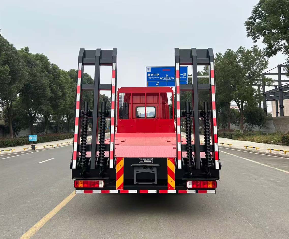 歐曼牌BJ5251TPBY6HPS-02平板式貨車公告圖片