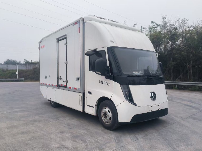 陜汽牌SX5040XLCBEV381N純電動(dòng)冷藏車公告圖片