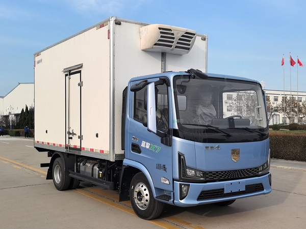 藍(lán)擎牌YTQ5043XLCMKPHEV341-LQ插電式混合動力冷藏車公告圖片