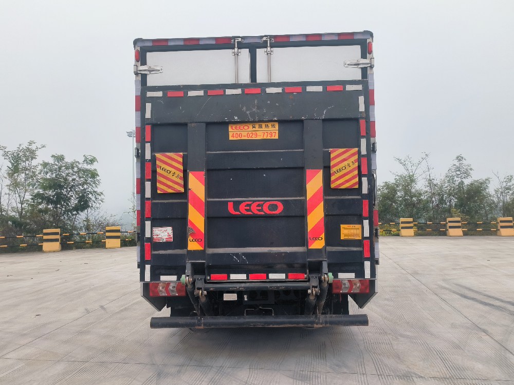 陜汽牌SX5041XLCBEV381N純電動冷藏車公告圖片