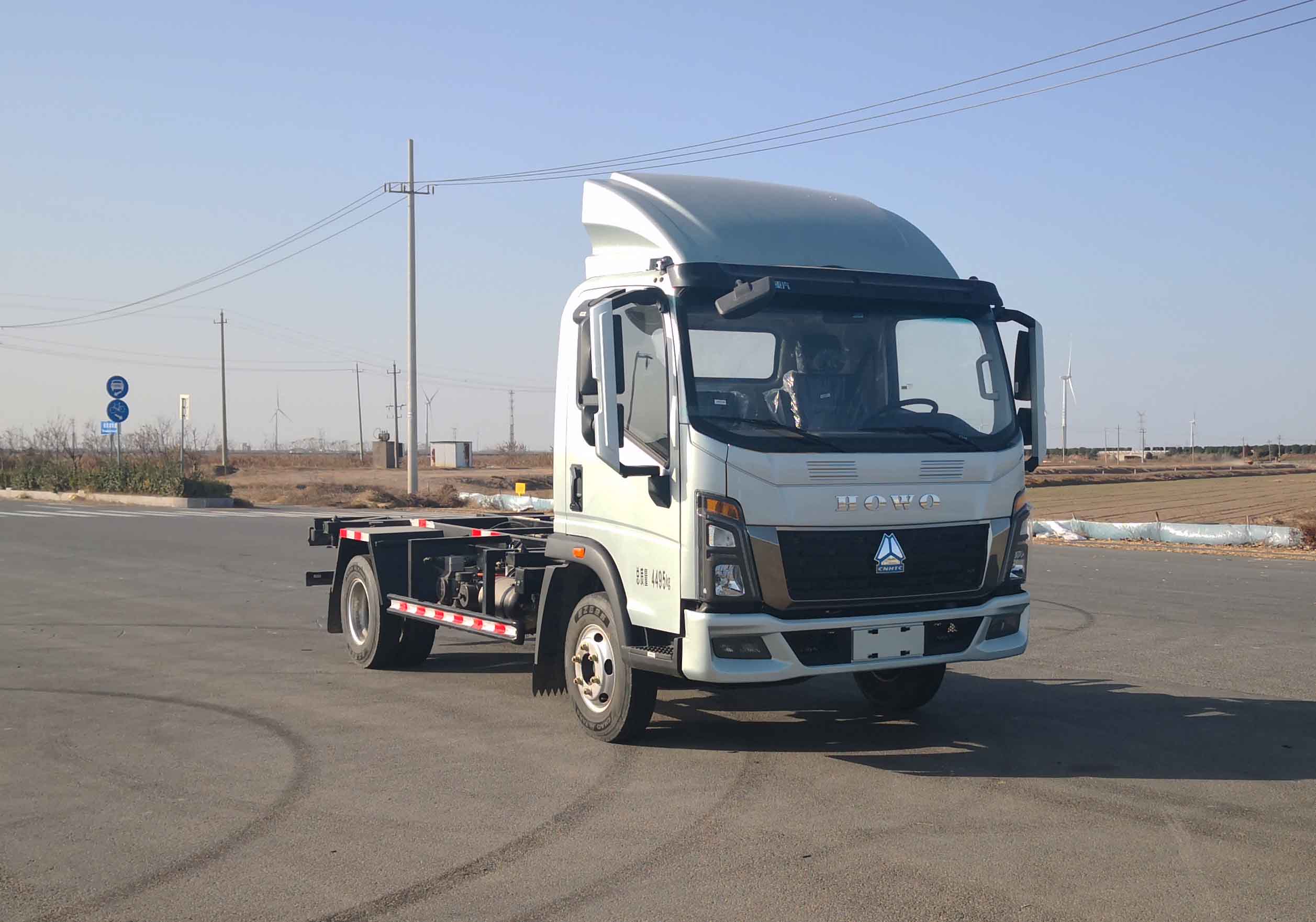 豪沃牌ZZ5047ZKXH3414Z147BEVA0純電動(dòng)車廂可卸式汽車公告圖片