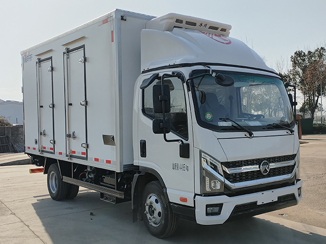 凱馬牌KMC5042XLCBEVF350M6純電動冷藏車公告圖片
