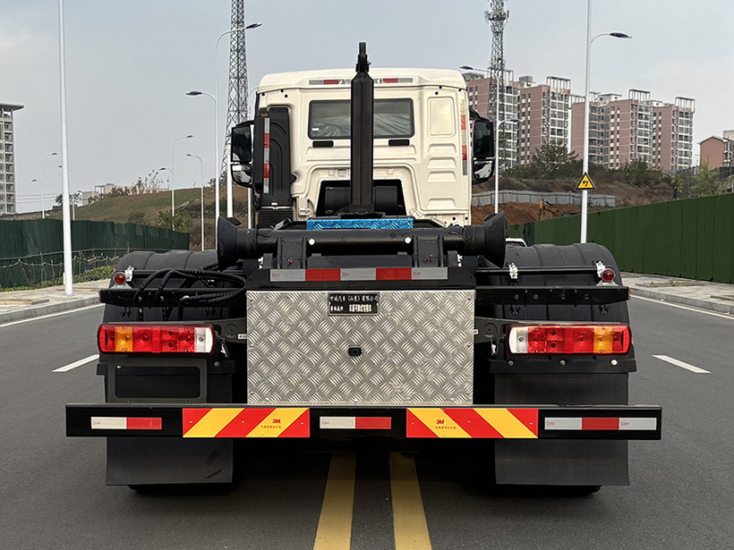 賽伯威牌ZCA5310ZXXZ6車廂可卸式垃圾車公告圖片