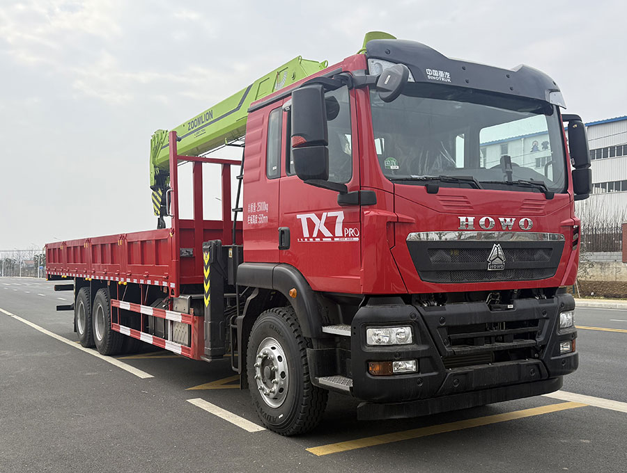 RRR5257JSQZ型随车起重运输车图片