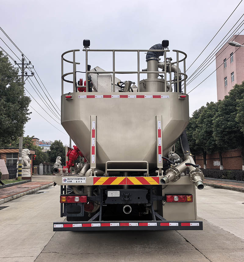 龙力驰牌HHZ5250TGJSX6固井车公告图片