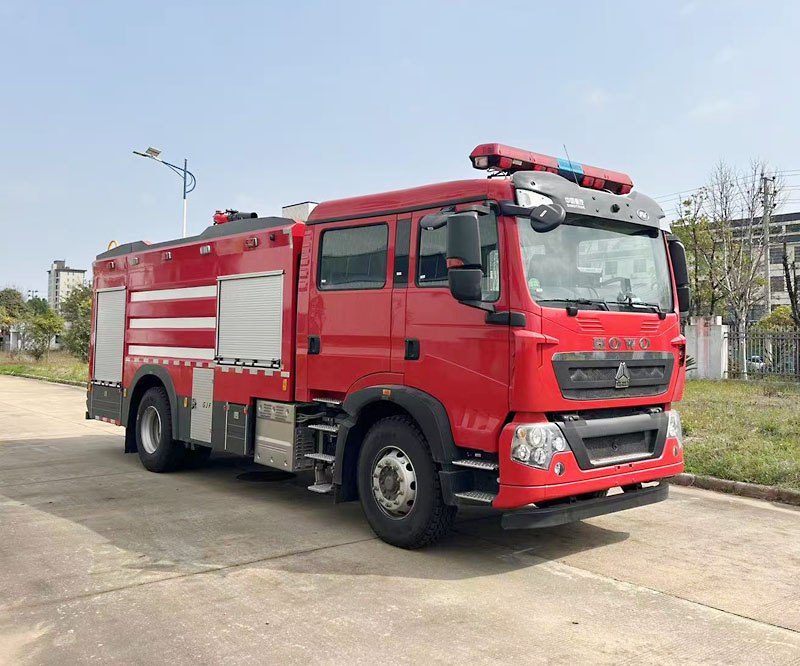 GJF5191GXFPM80/HW型泡沫消防车图片
