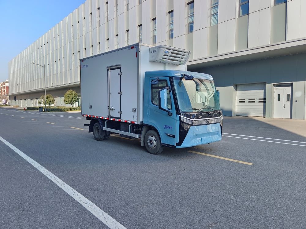 BJ5040XLCEVZA2 福田牌纯电动冷藏车图片