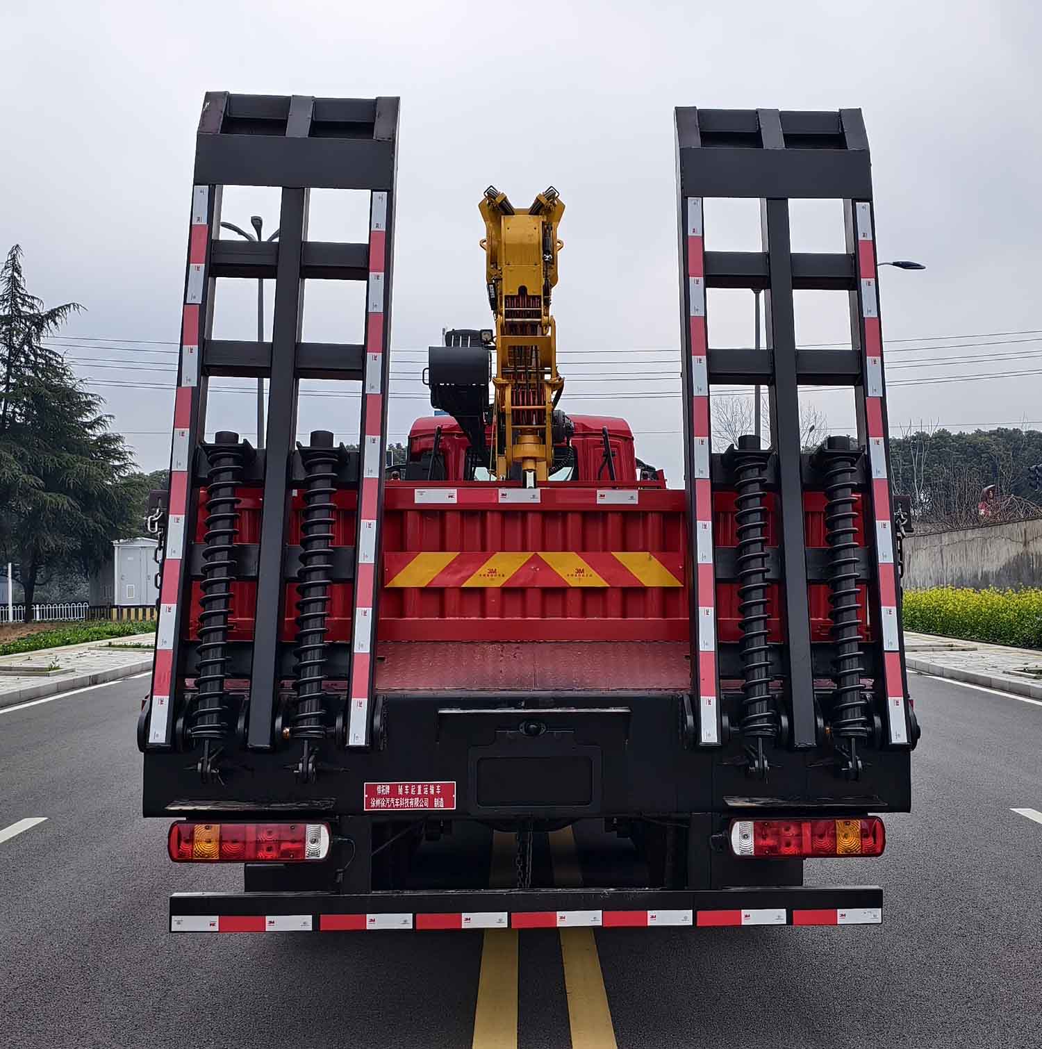 悍拓牌JSH5310JSQ随车起重运输车公告图片