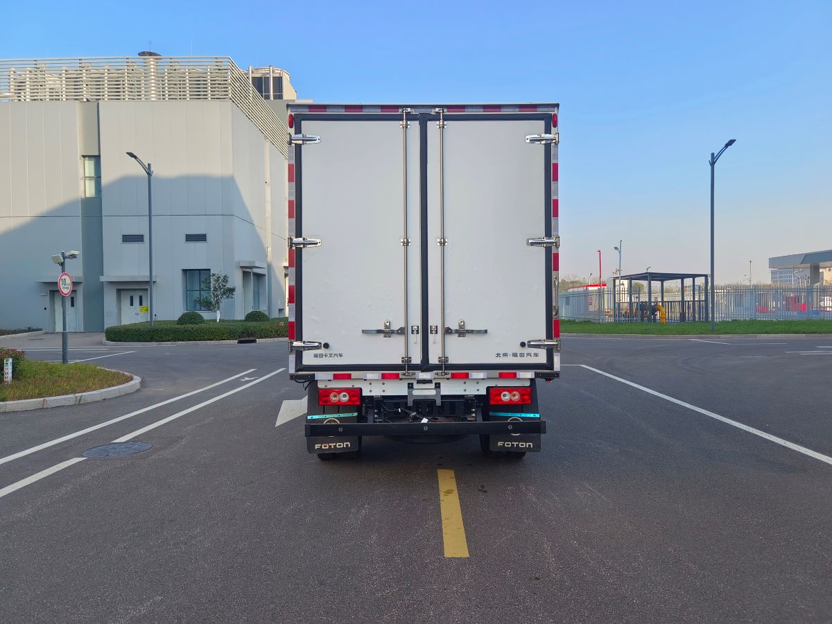 福田牌BJ5040XLCEVZB1纯电动冷藏车公告图片