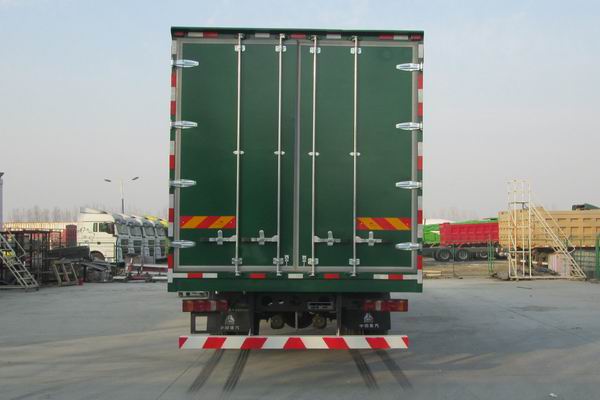 汕德卡牌ZZ5186XYZN561GF1郵政車公告圖片